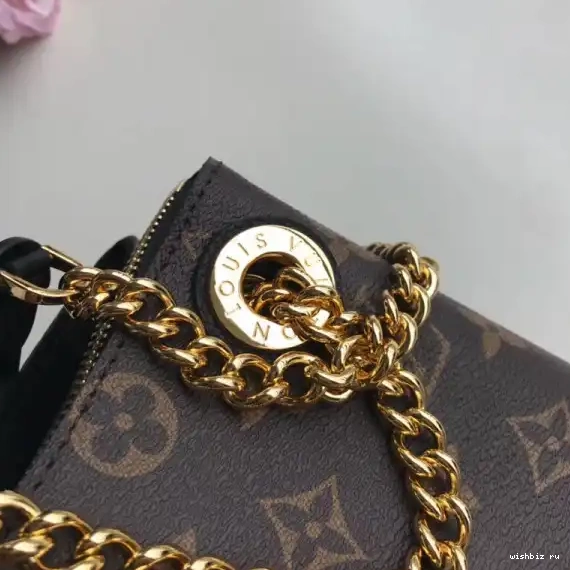 WIS BB SURENE Louis Vuitton 0623